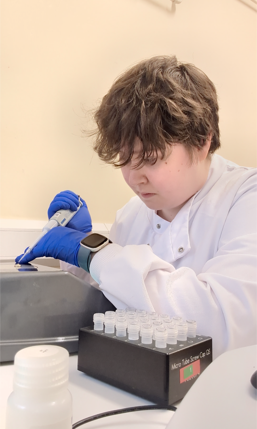 Scientist working in a laboratory